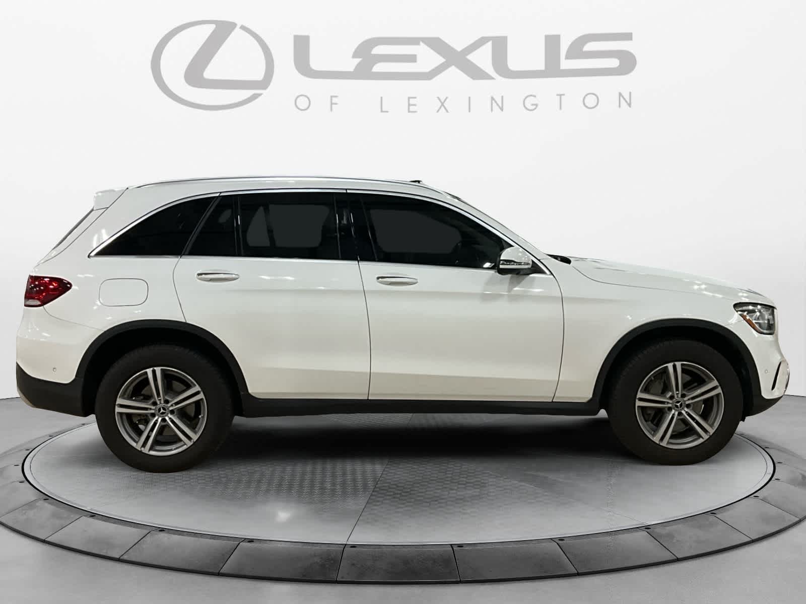 2021 Mercedes-Benz GLC 300 GLC 300