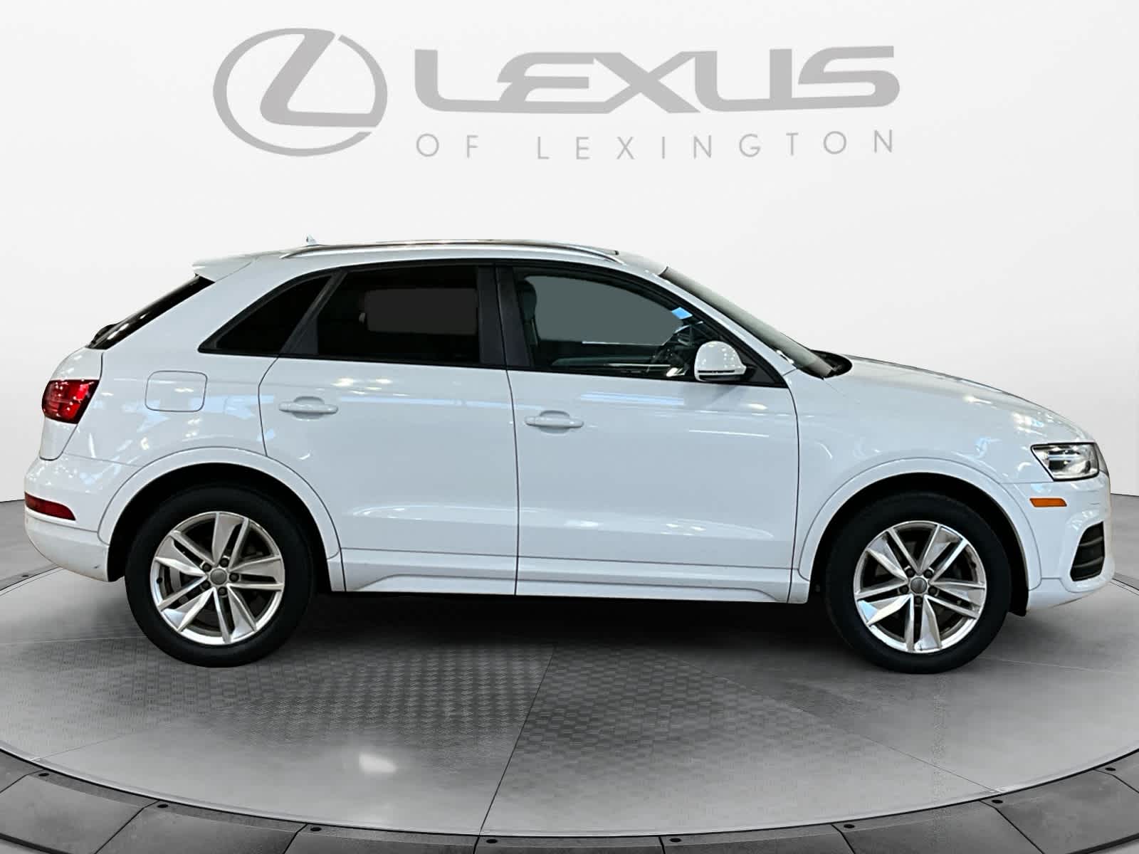 2017 Audi Q3 Premium