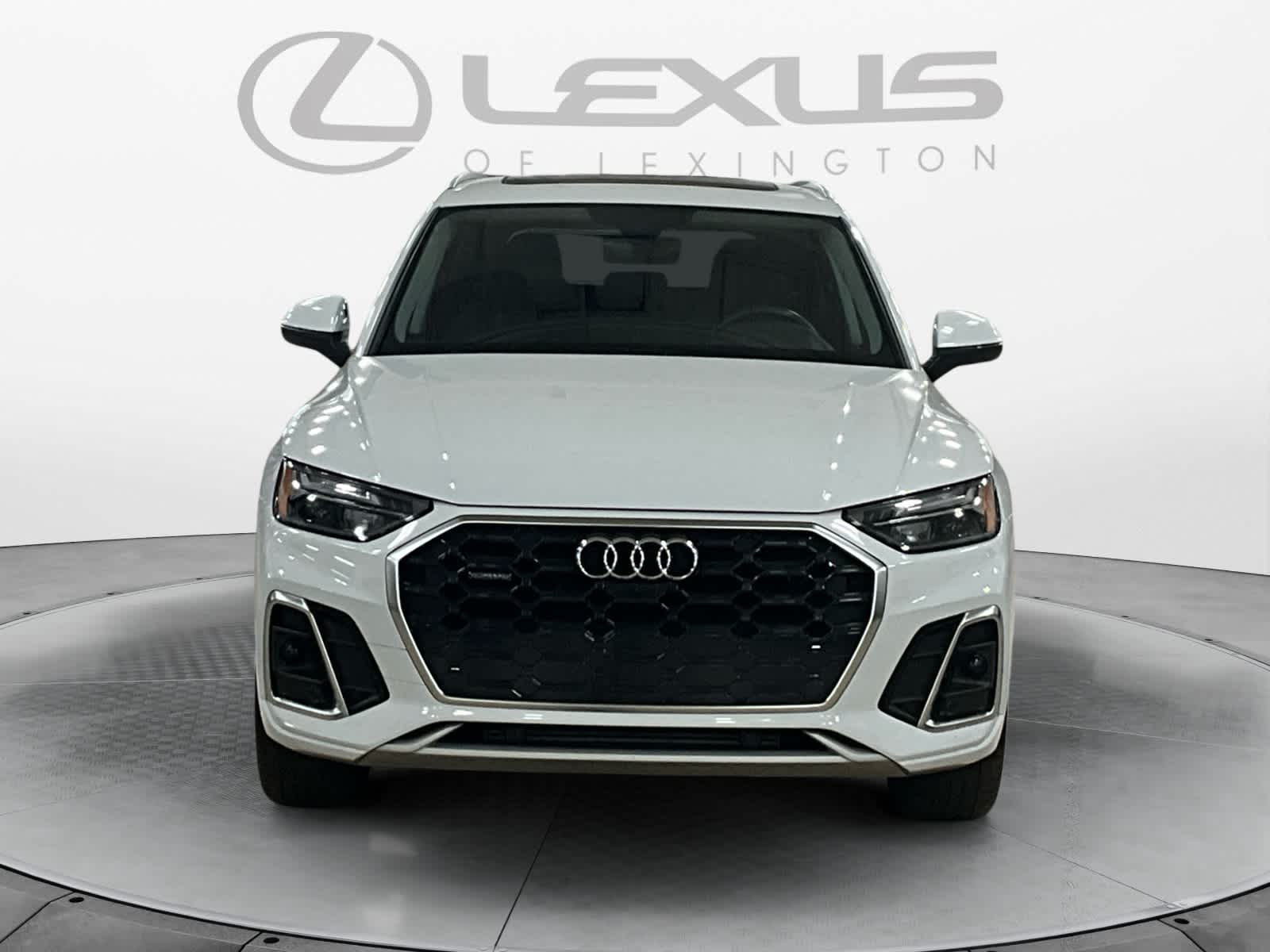 2024 Audi Q5 S line Premium Plus