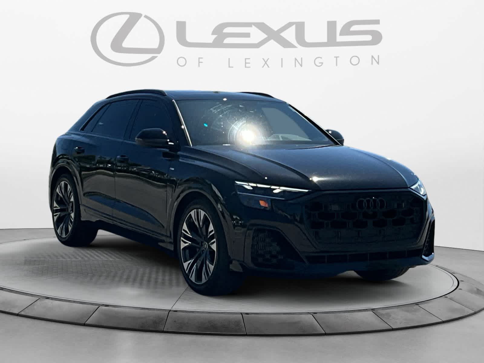 2026 Audi Q8 Premium Plus
