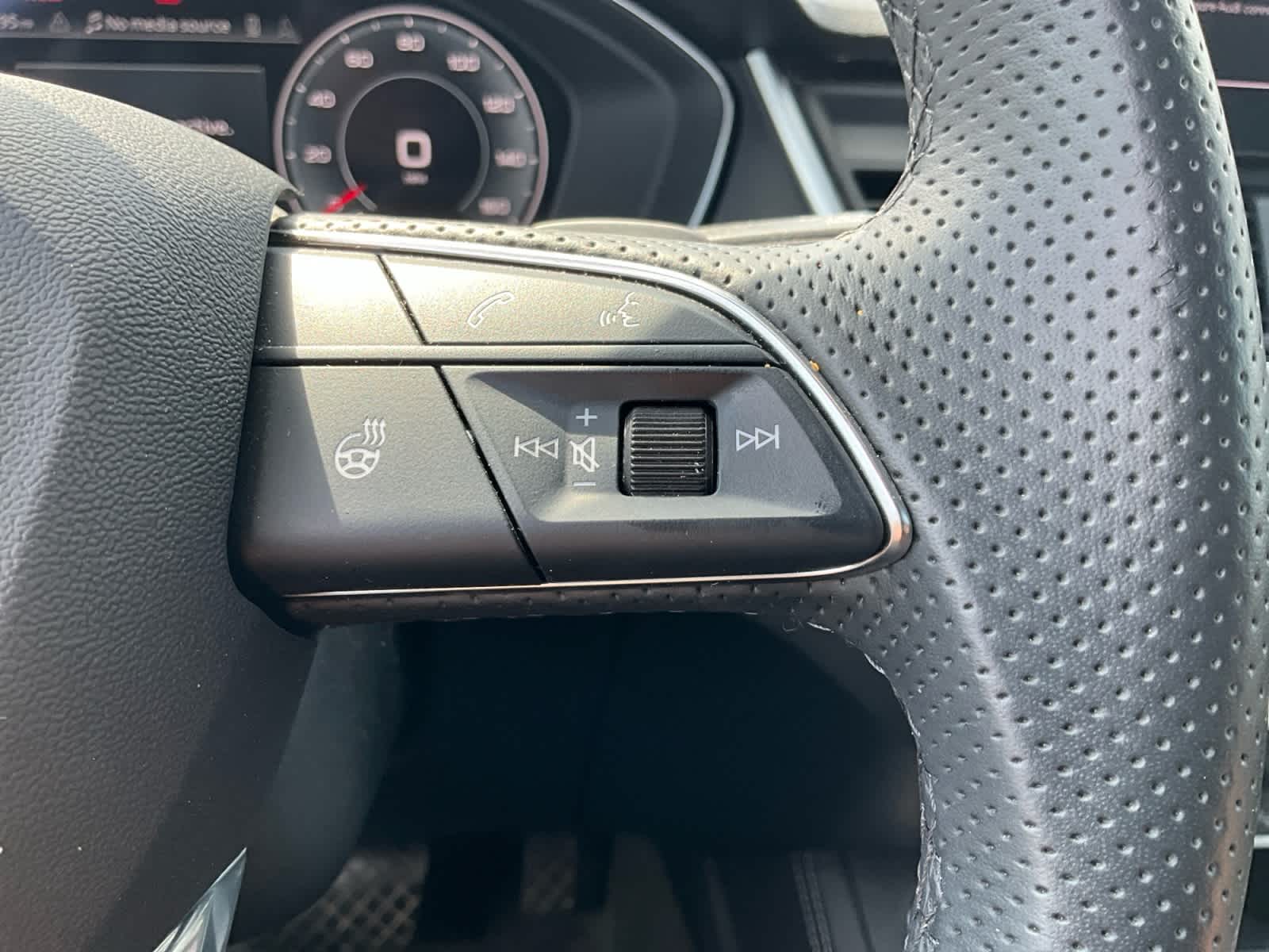 2024 Audi Q5 S line Prestige