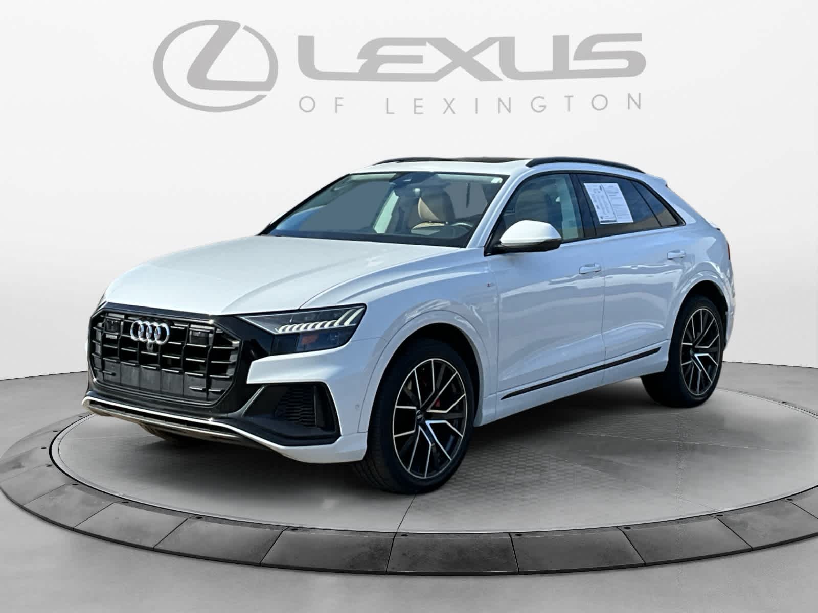 2019 Audi Q8 Prestige