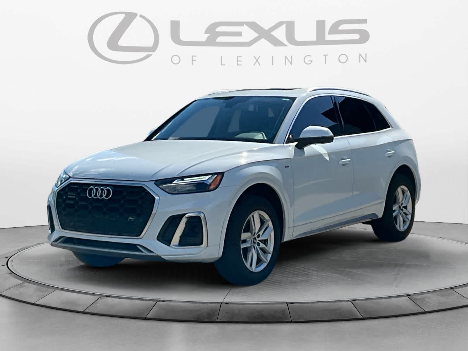 2023 Audi Q5 S line Premium