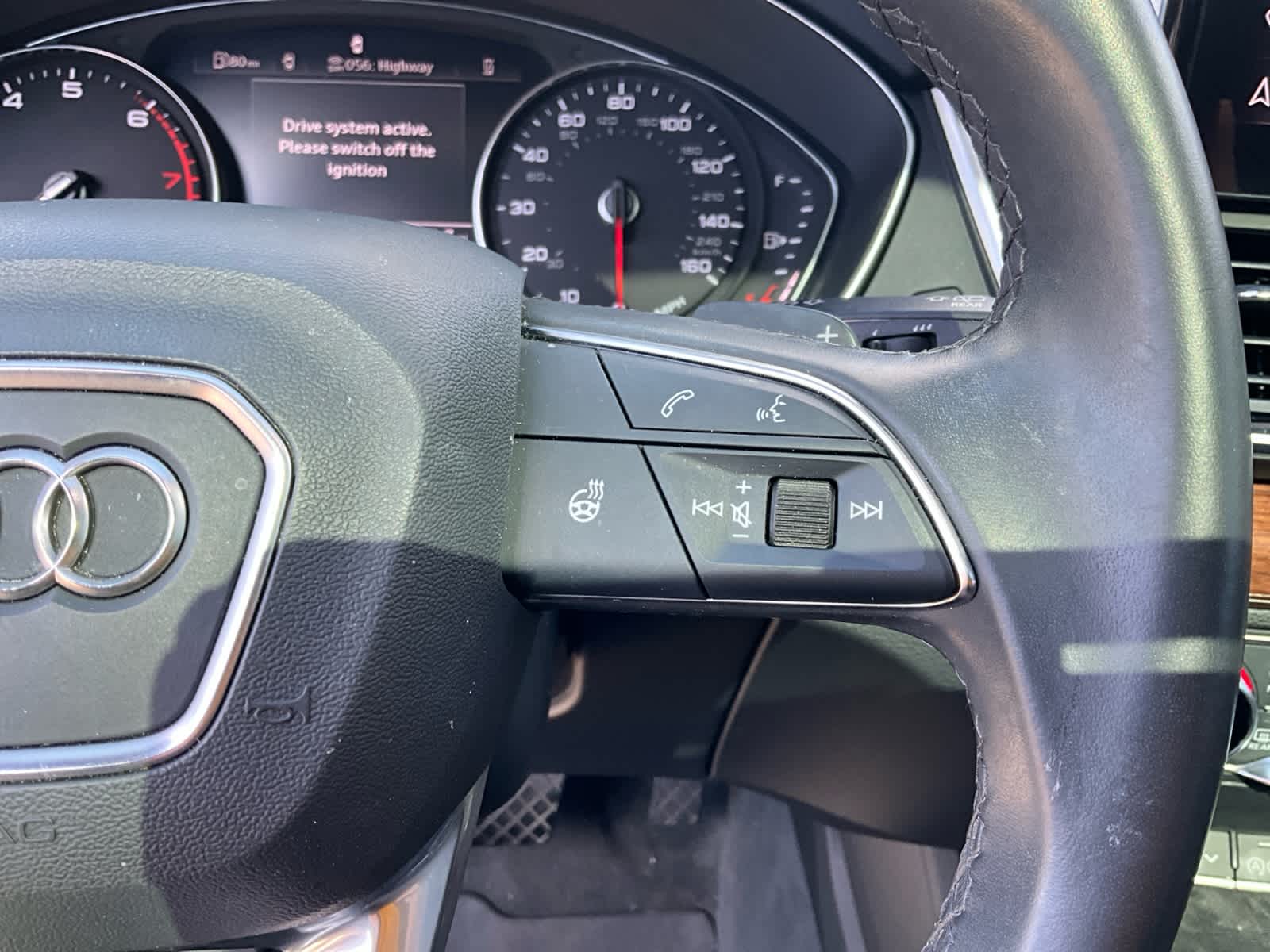 2023 Audi Q5 S line Premium