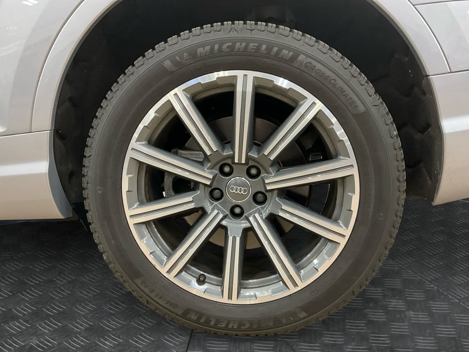 2019 Audi Q7 Premium Plus