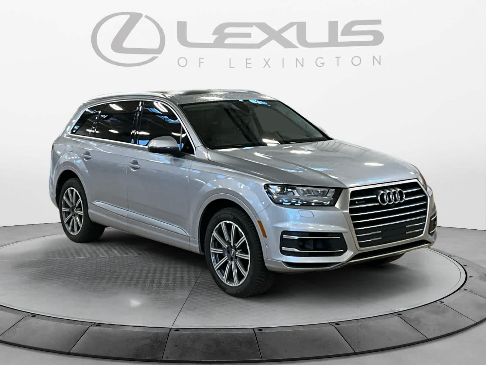 2019 Audi Q7 Premium Plus