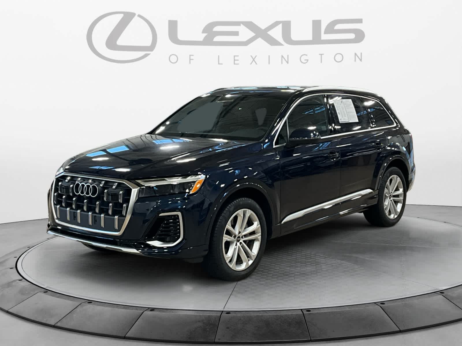 2025 Audi Q7 Premium Plus