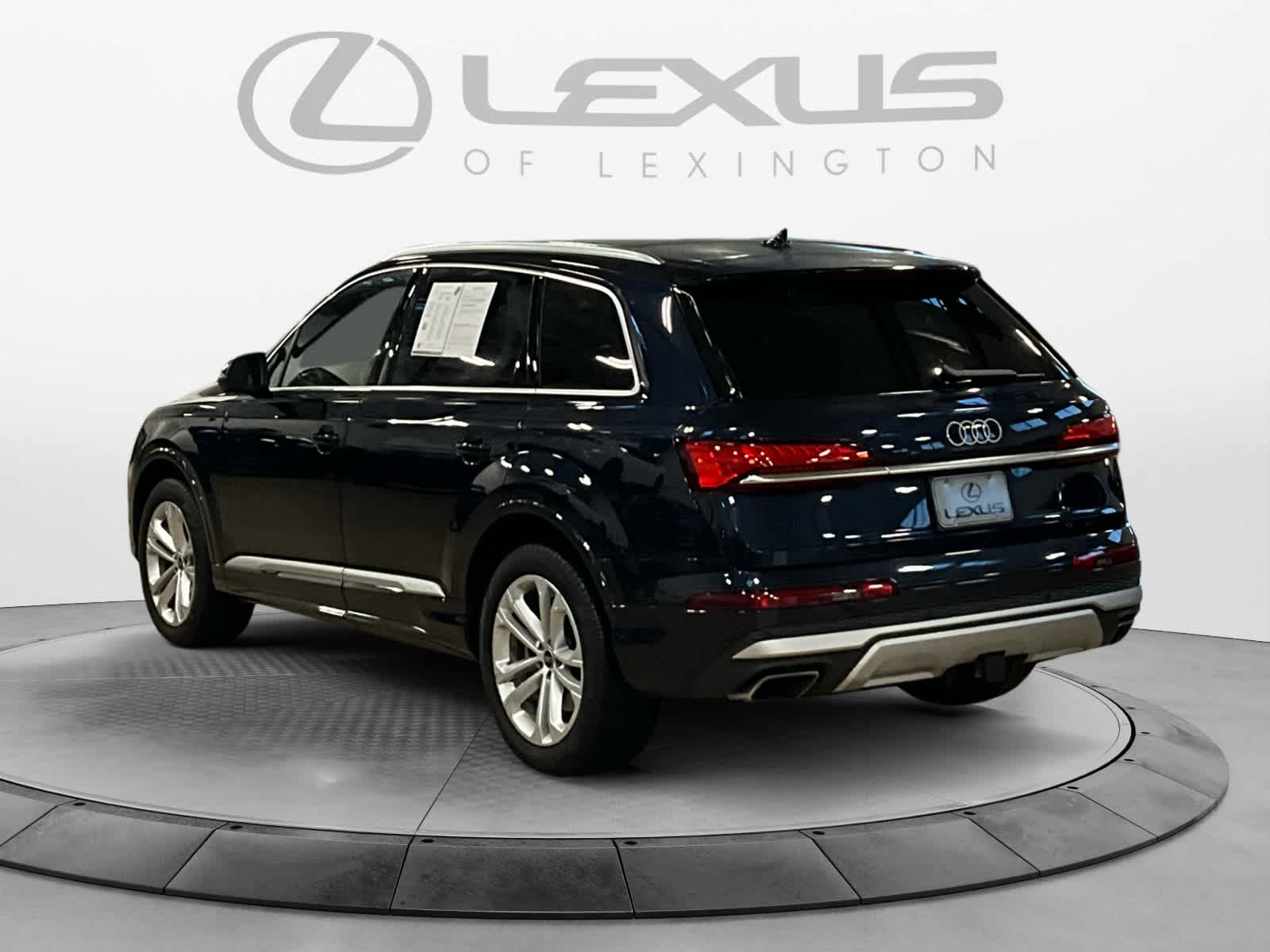 2025 Audi Q7 Premium Plus
