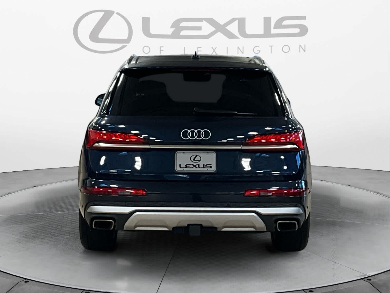 2025 Audi Q7 Premium Plus