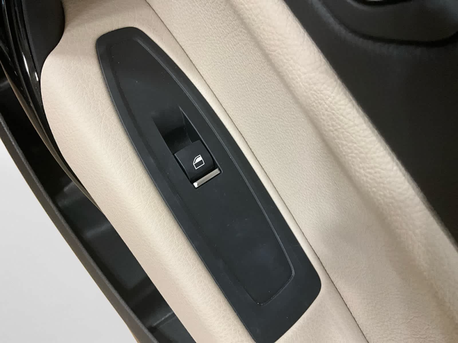 2018 BMW 230i 230i