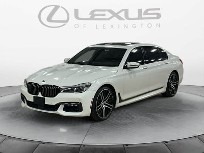 2018 BMW 750i 750i