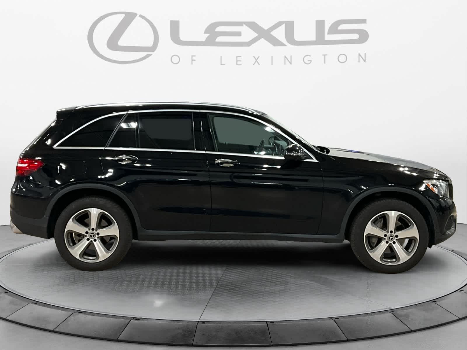 2019 Mercedes-Benz GLC 300 GLC 300