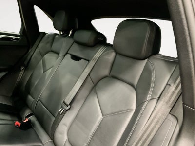 2021 Porsche Macan AWD