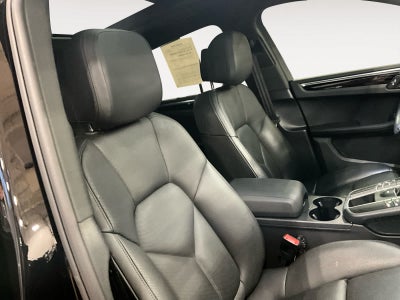 2021 Porsche Macan AWD