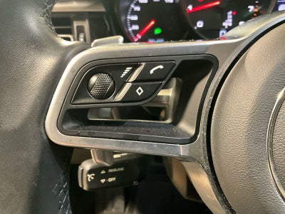 2021 Porsche Macan AWD