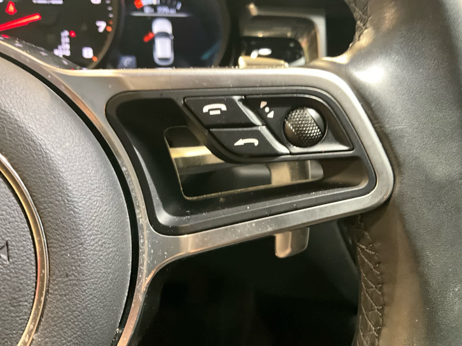 2021 Porsche Macan AWD