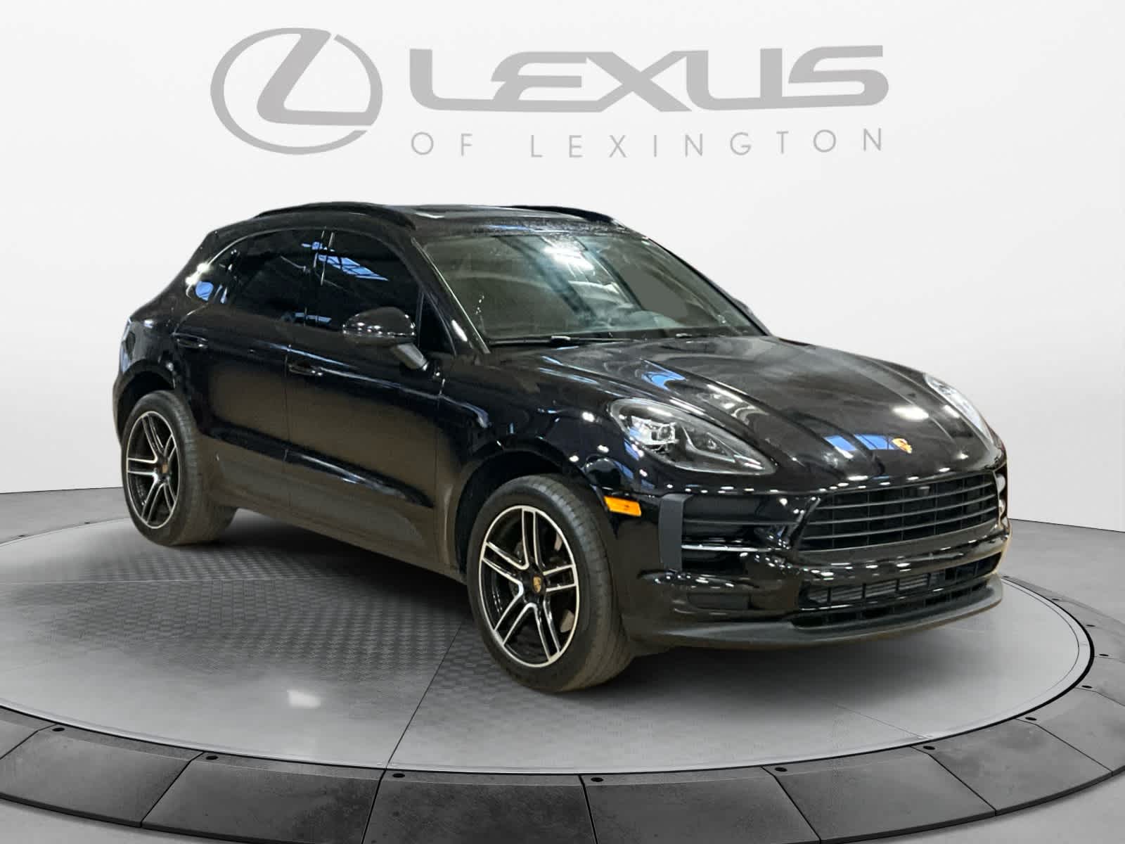2021 Porsche Macan AWD