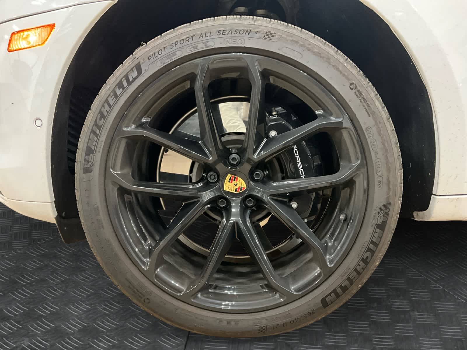 2025 Porsche Macan GTS