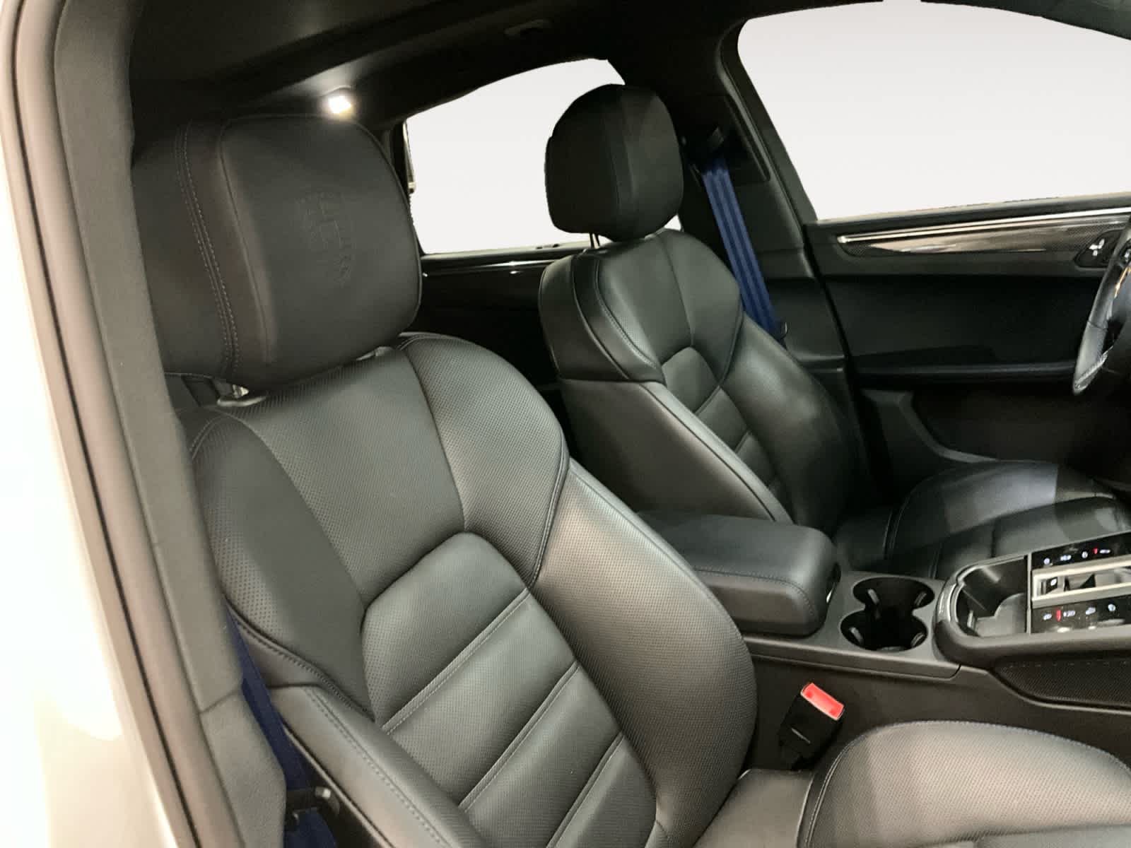 2025 Porsche Macan GTS