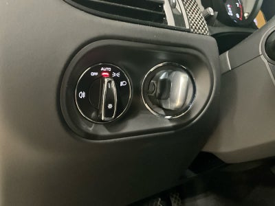2025 Porsche Macan GTS