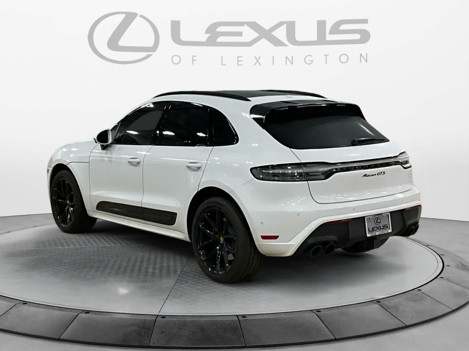 2025 Porsche Macan GTS