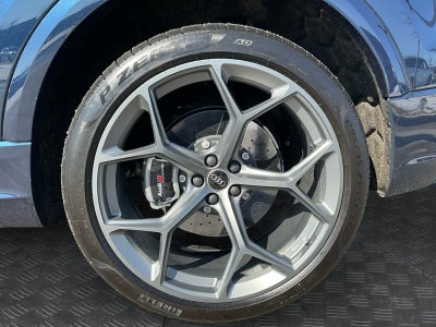 2025 Audi RS Q8 performance