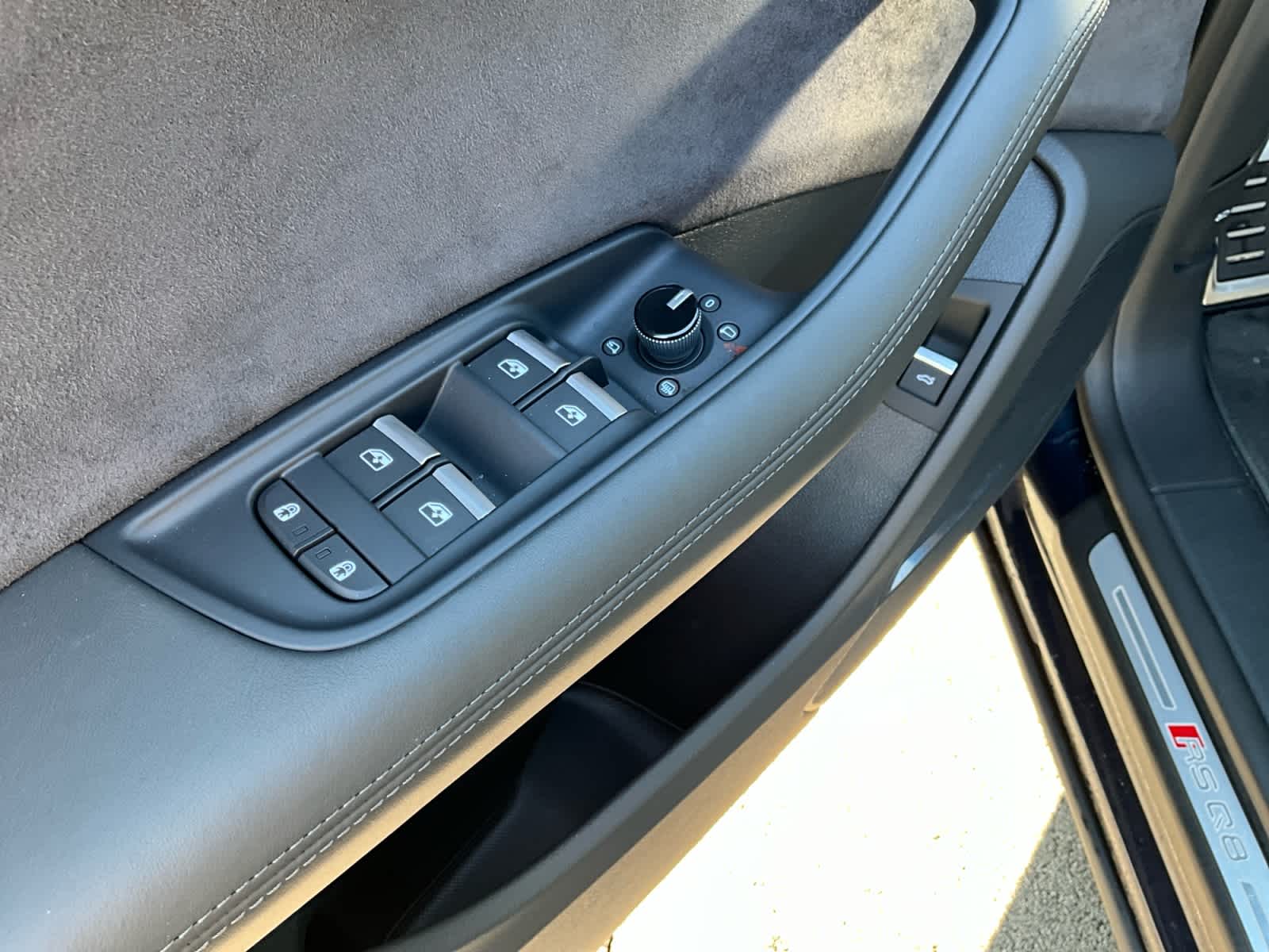 2025 Audi RS Q8 performance