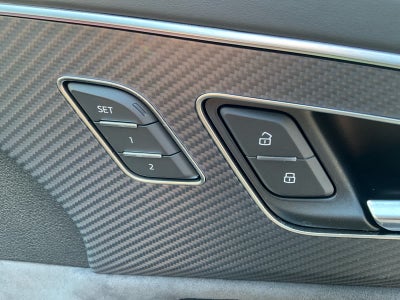 2025 Audi RS Q8 performance