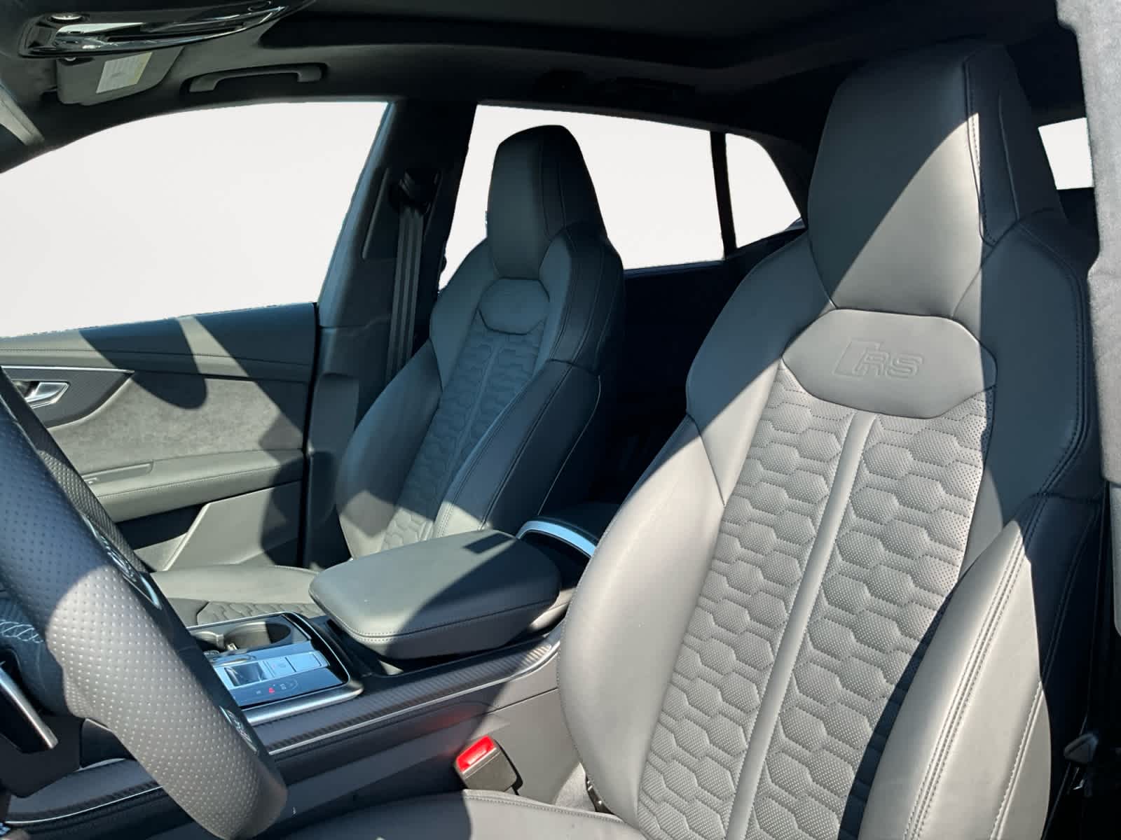 2025 Audi RS Q8 performance