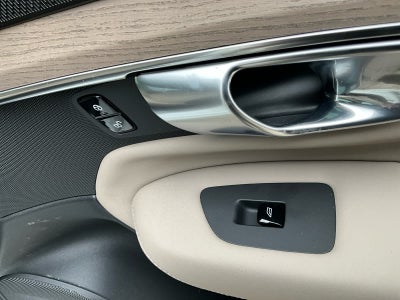 2026 Volvo XC90 Plus
