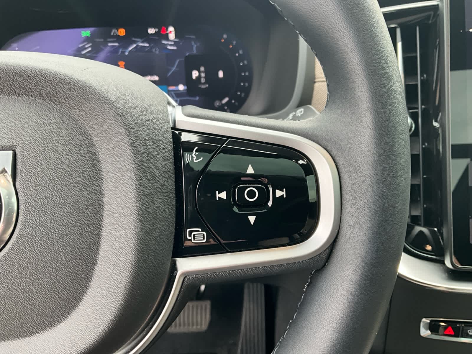 2026 Volvo XC90 Plus