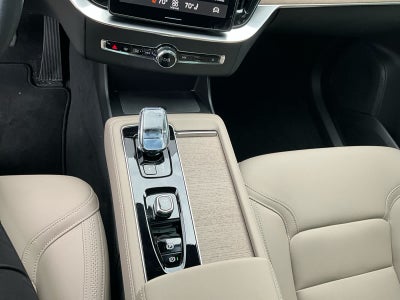 2026 Volvo XC90 Plus