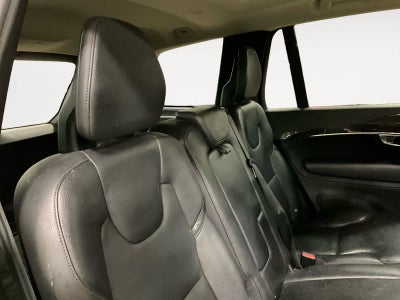 2017 Volvo XC90 Momentum