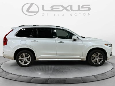 2017 Volvo XC90 Momentum
