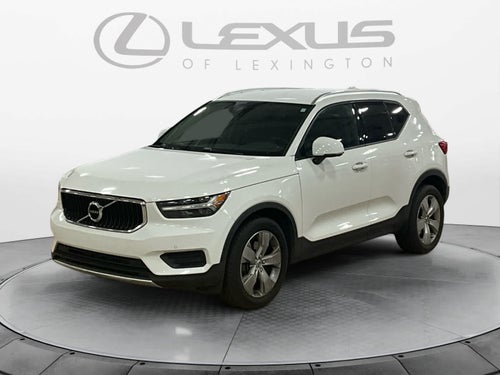 2020 Volvo XC40 Momentum