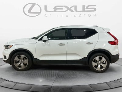 2020 Volvo XC40 Momentum