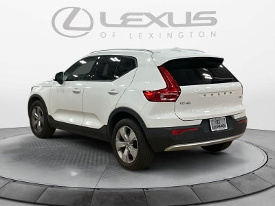 2020 Volvo XC40 Momentum