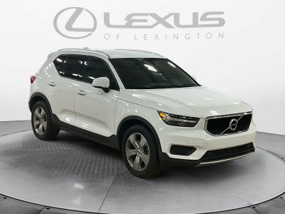 2020 Volvo XC40 Momentum