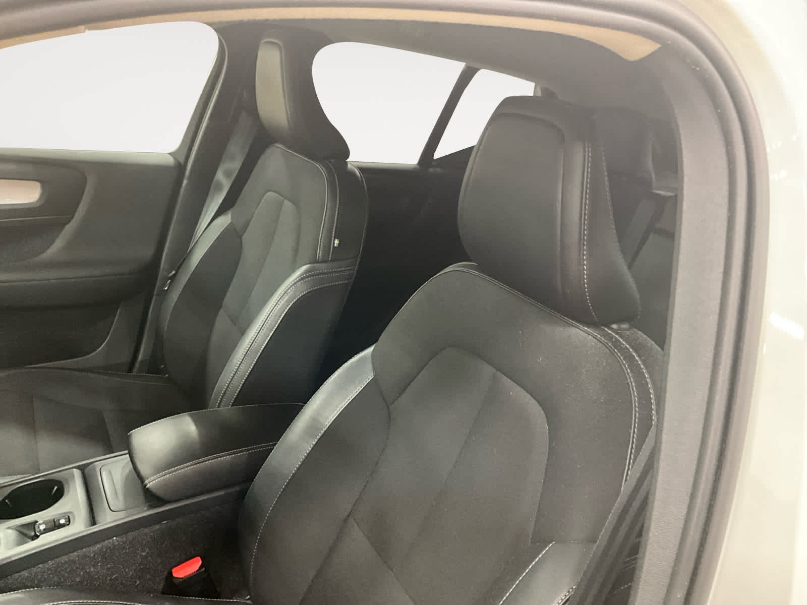 2020 Volvo XC40 Momentum