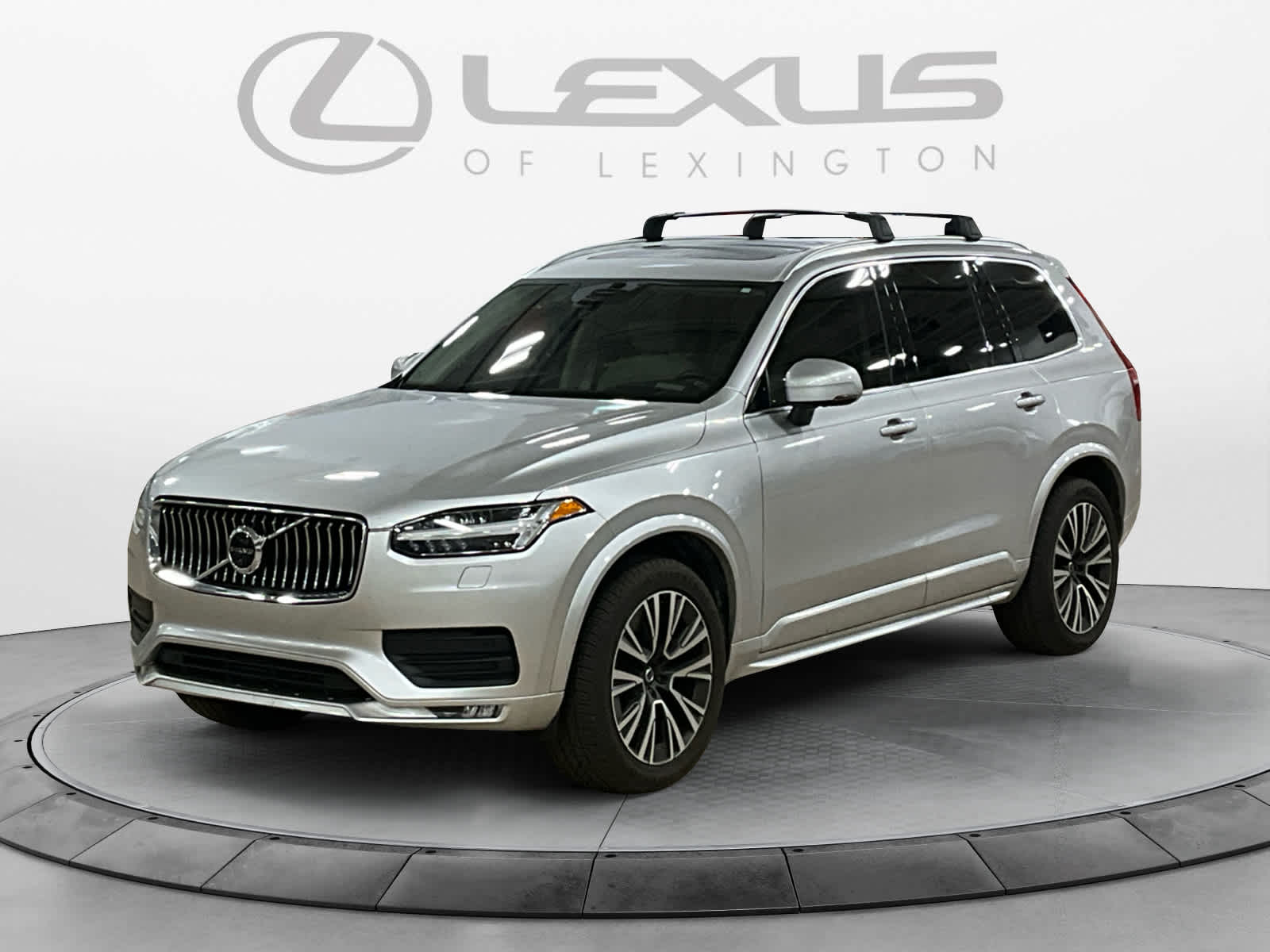 2020 Volvo XC90 Momentum