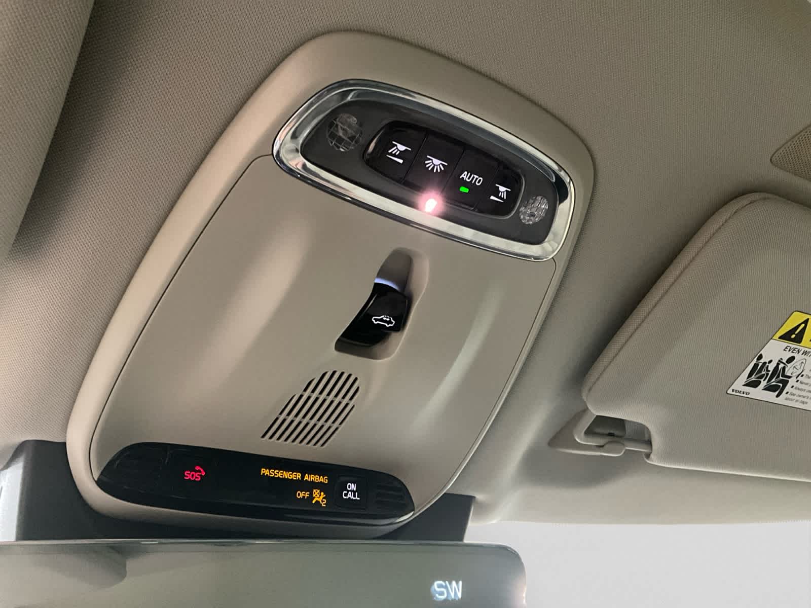 2020 Volvo XC90 Momentum