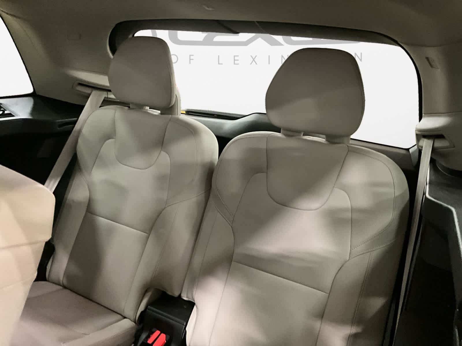 2020 Volvo XC90 Momentum