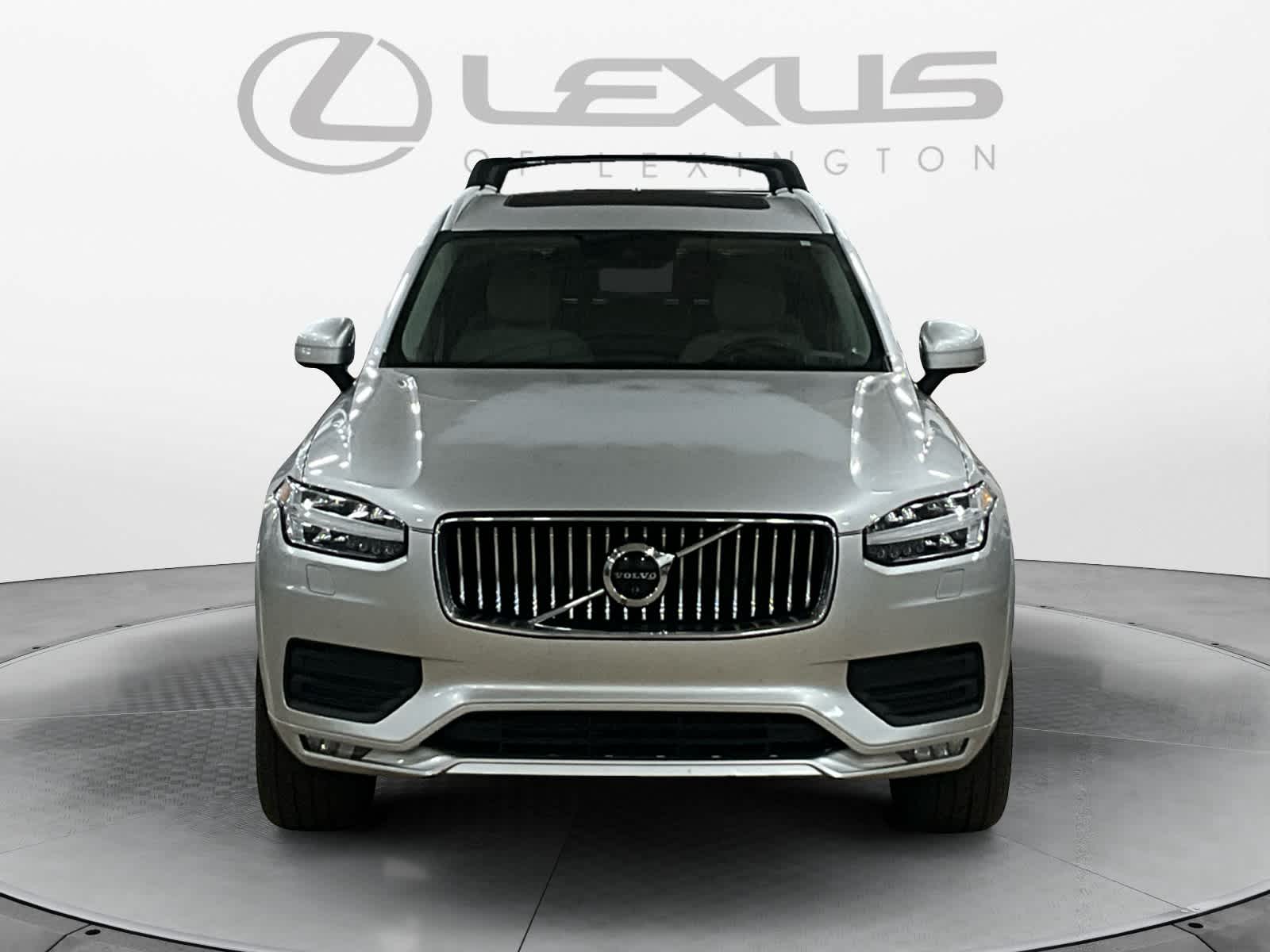 2020 Volvo XC90 Momentum