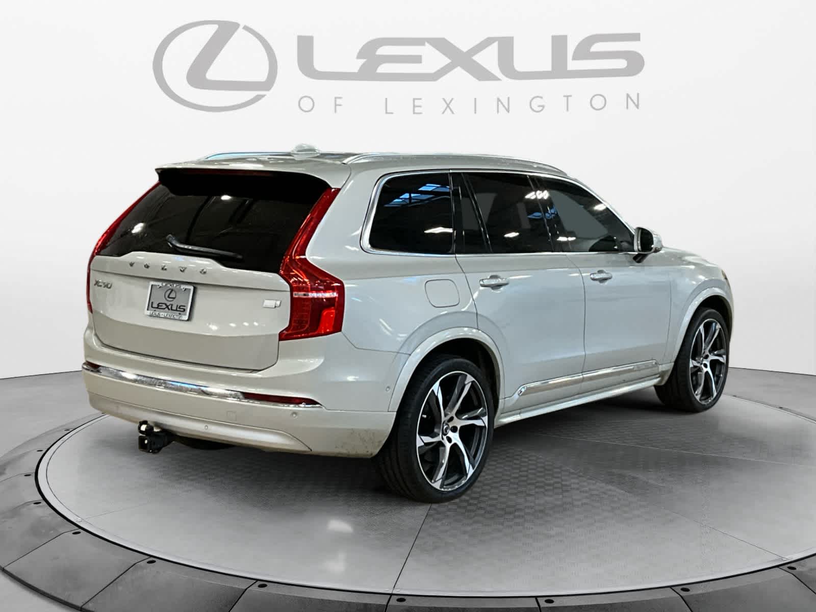 2022 Volvo XC90 Recharge Plug-In Hybrid Inscription