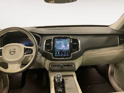 2025 Volvo XC90 Plug-In Hybrid Ultra