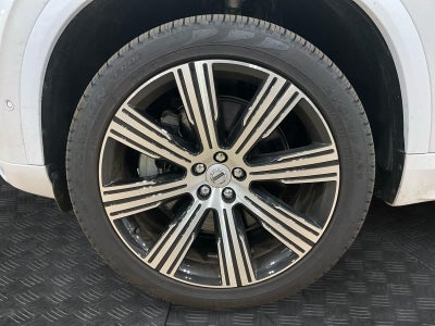 2025 Volvo XC90 Plug-In Hybrid Ultra