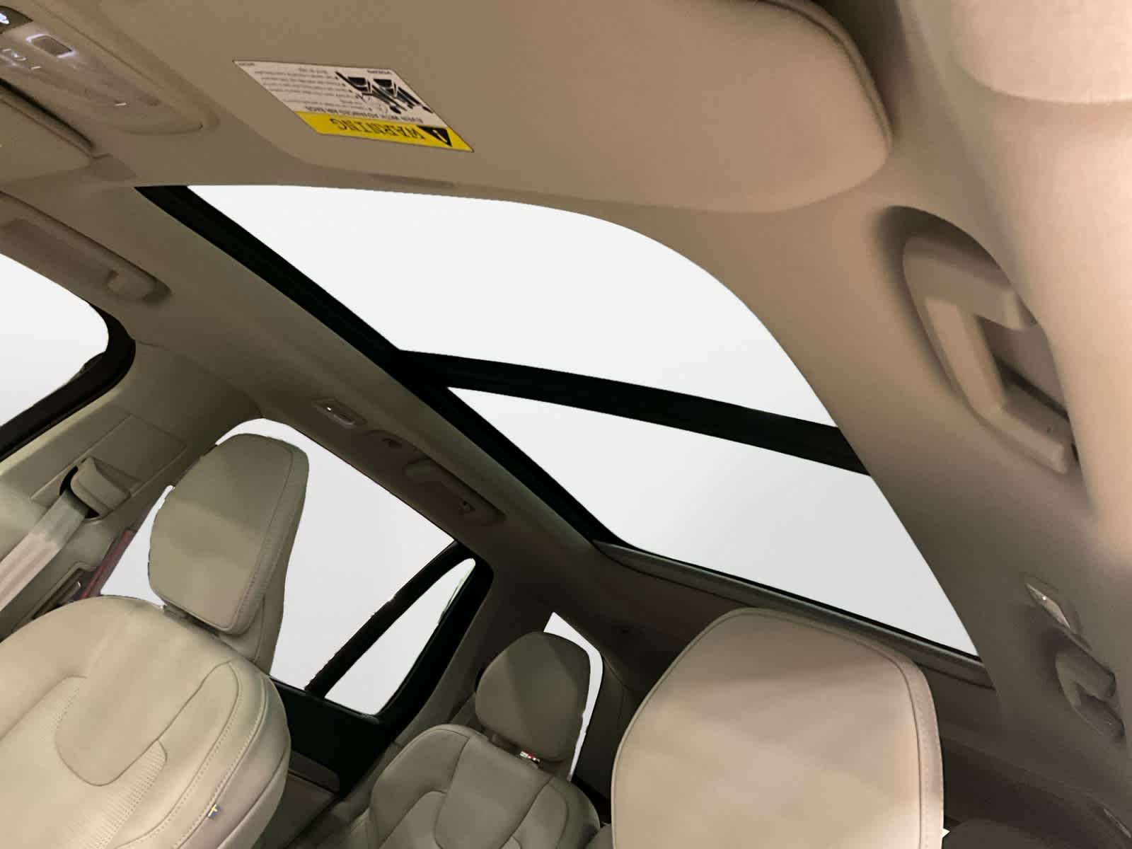 2025 Volvo XC90 Plug-In Hybrid Ultra