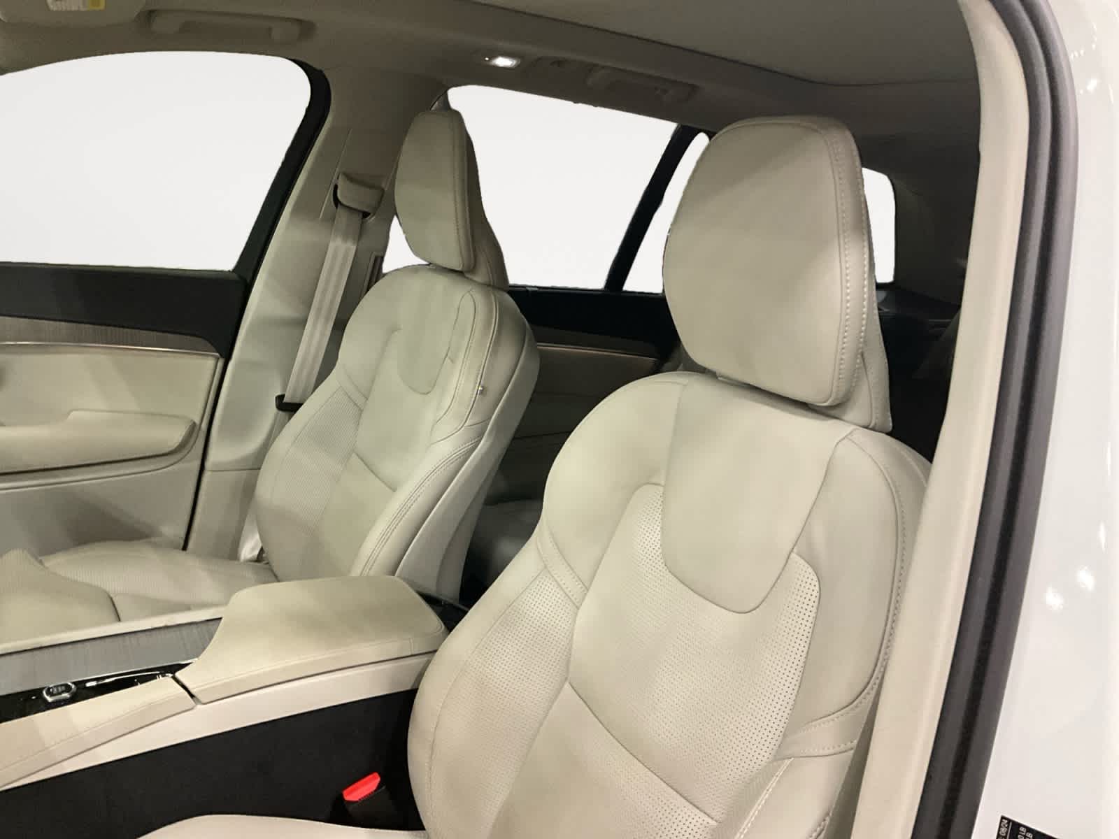 2025 Volvo XC90 Plug-In Hybrid Ultra