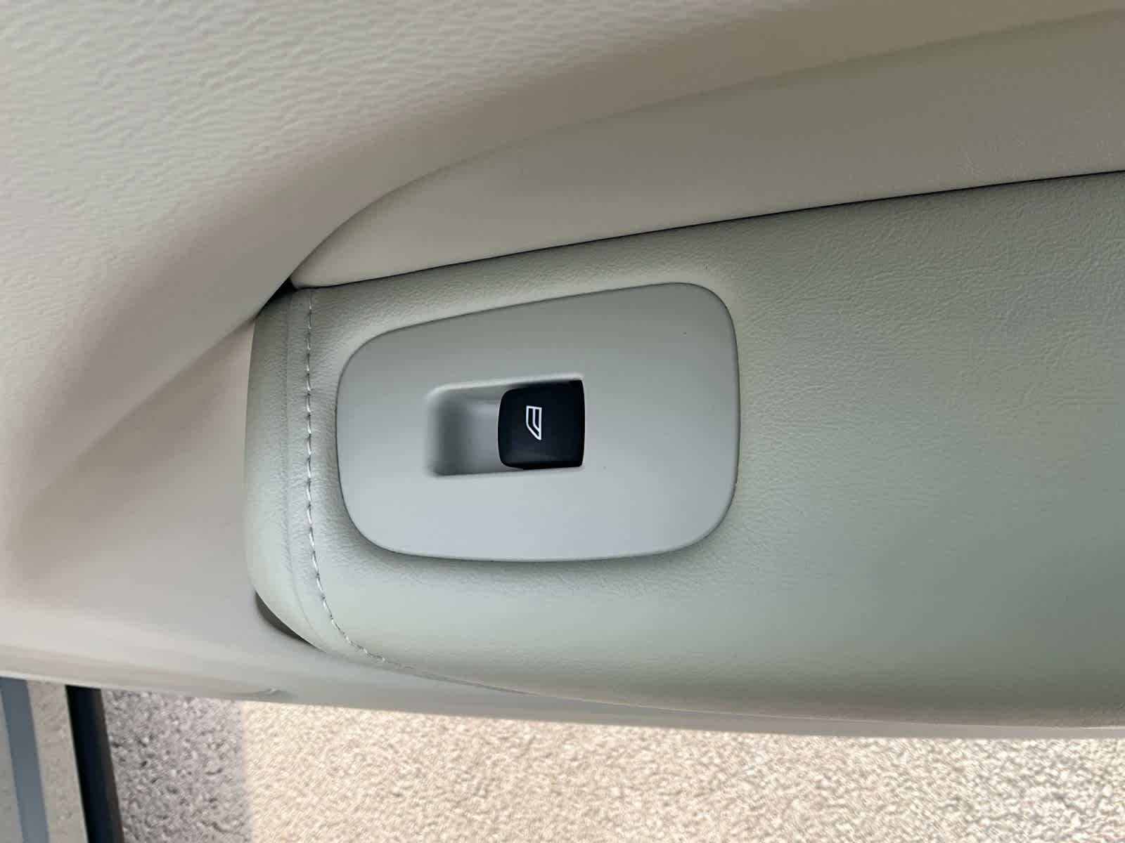 2025 Volvo XC60 Plus