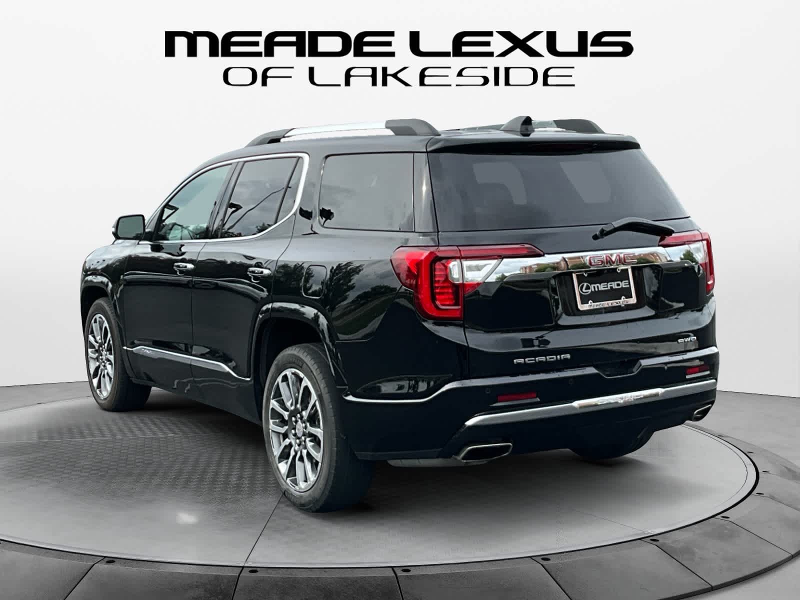 2020 GMC Acadia Denali